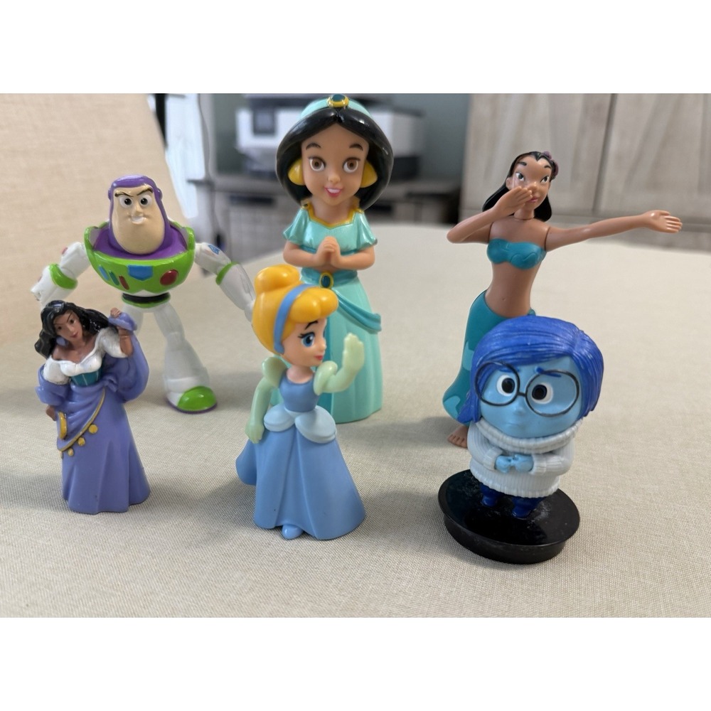 Lot of 6 Disney Figures Princess Jasmine Cinderella Buzz Inside Out Sadness